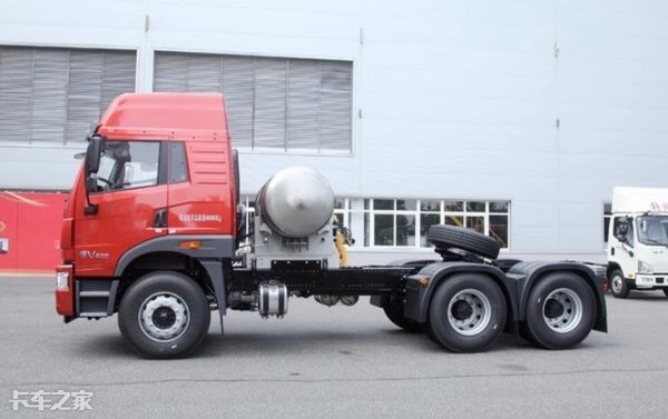 想买一台靠谱的suv,想买一台能拉货又能拉人的车