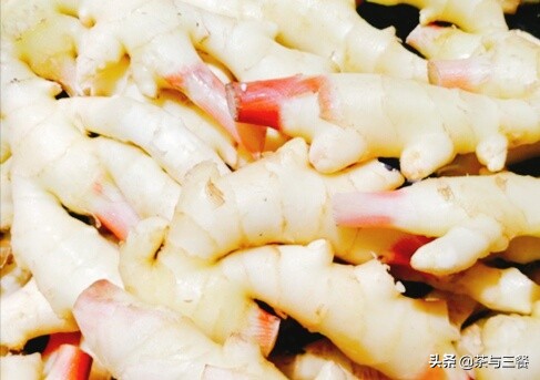 三伏天怎么泡子姜吃,三伏天生姜配什么吃好