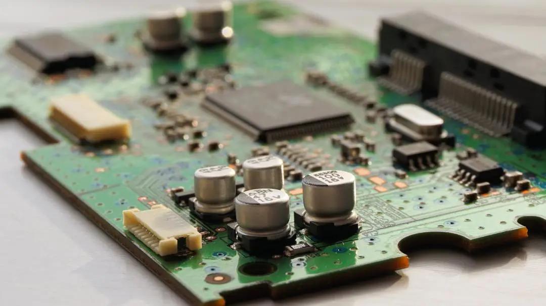 不知道“99专利”怎么敢说自己在混半导体