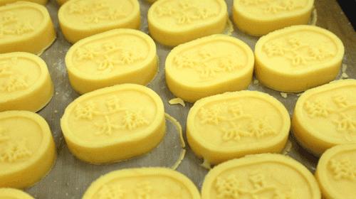 第③家!正版「鲍师傅」又双叒来了!龙华开启“排断腿”模式