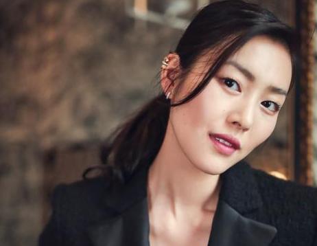 coach范思哲,ck范思哲