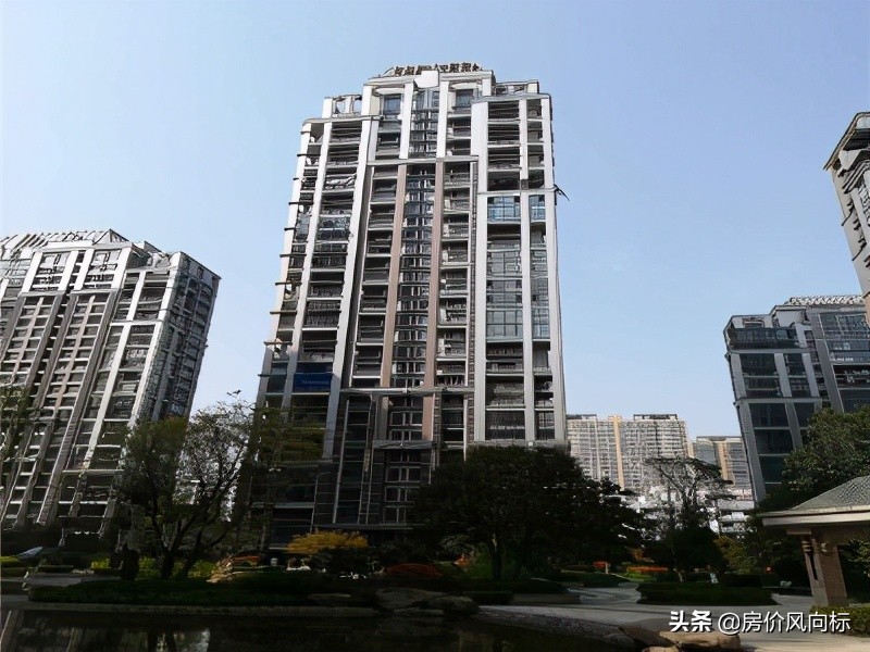 无锡市5-10年房龄,二手房挂牌价17644元,共计651个小区