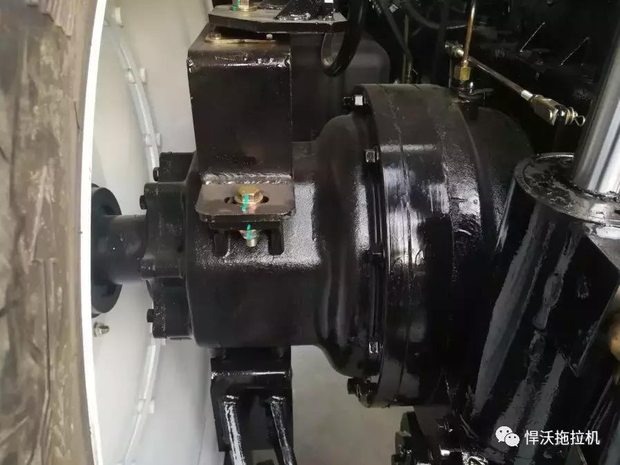 悍沃2304拖拉机耕地视频,悍沃拖拉机2204怎么样