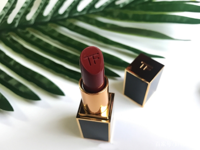 tf27口红白日焰火深唇试色,tf口红9号色是死亡芭比粉吗