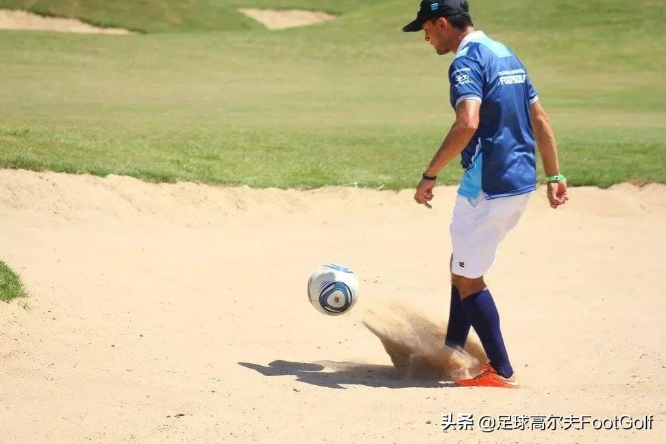 高尔夫球场上的着装礼仪,高尔夫球服的礼仪