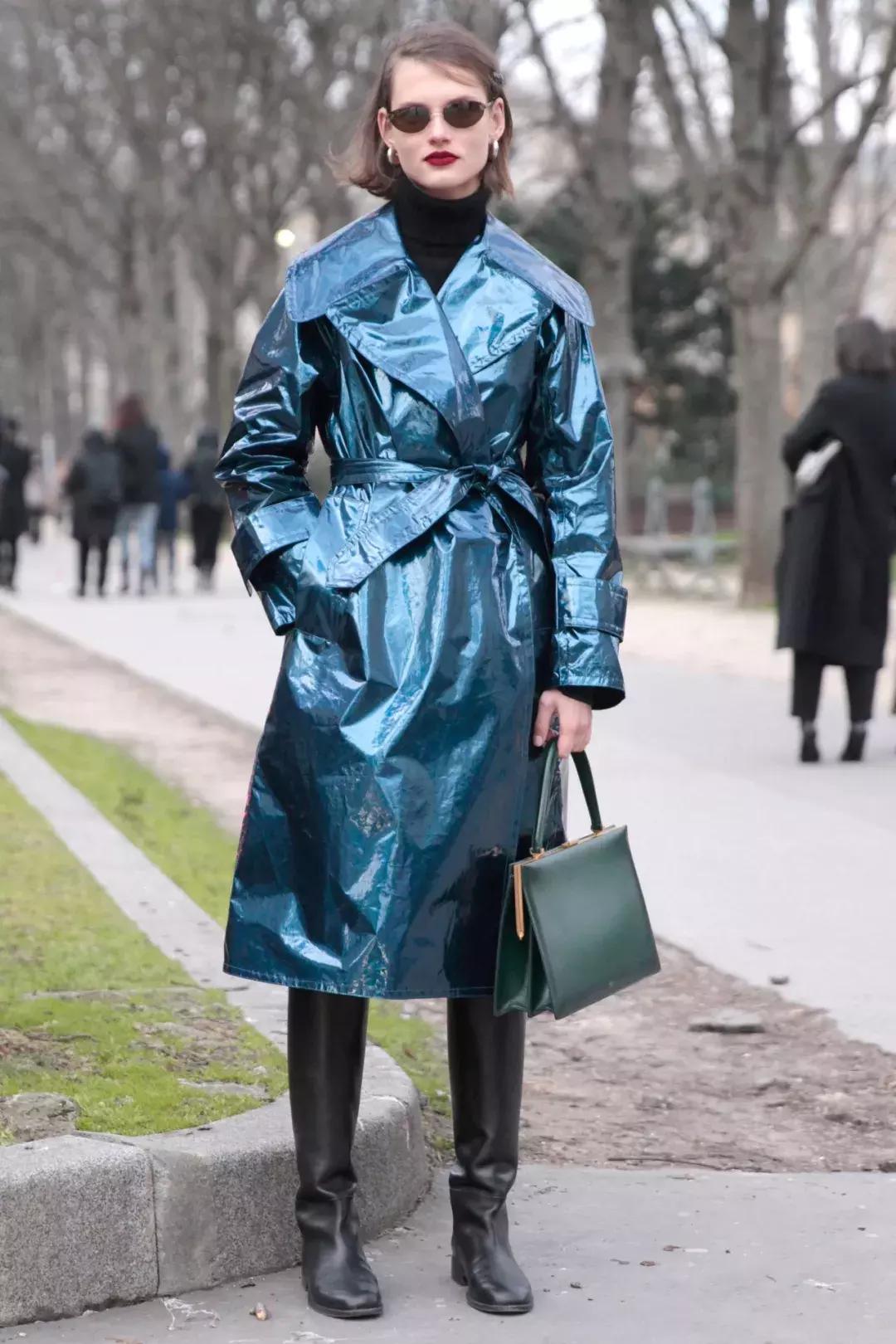 男士黑色羽绒服配什么打底衫,黑羽绒服大衣配什么打底衫