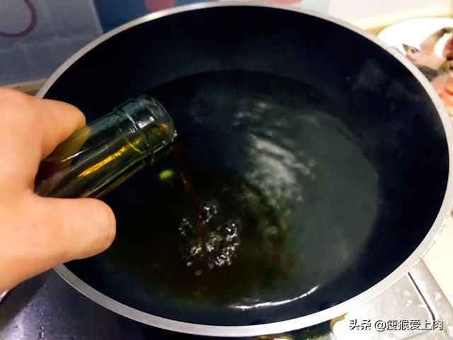 怎么让水煮鱼片更滑嫩不容易碎,为什么别人煮的水煮鱼片这么嫩滑