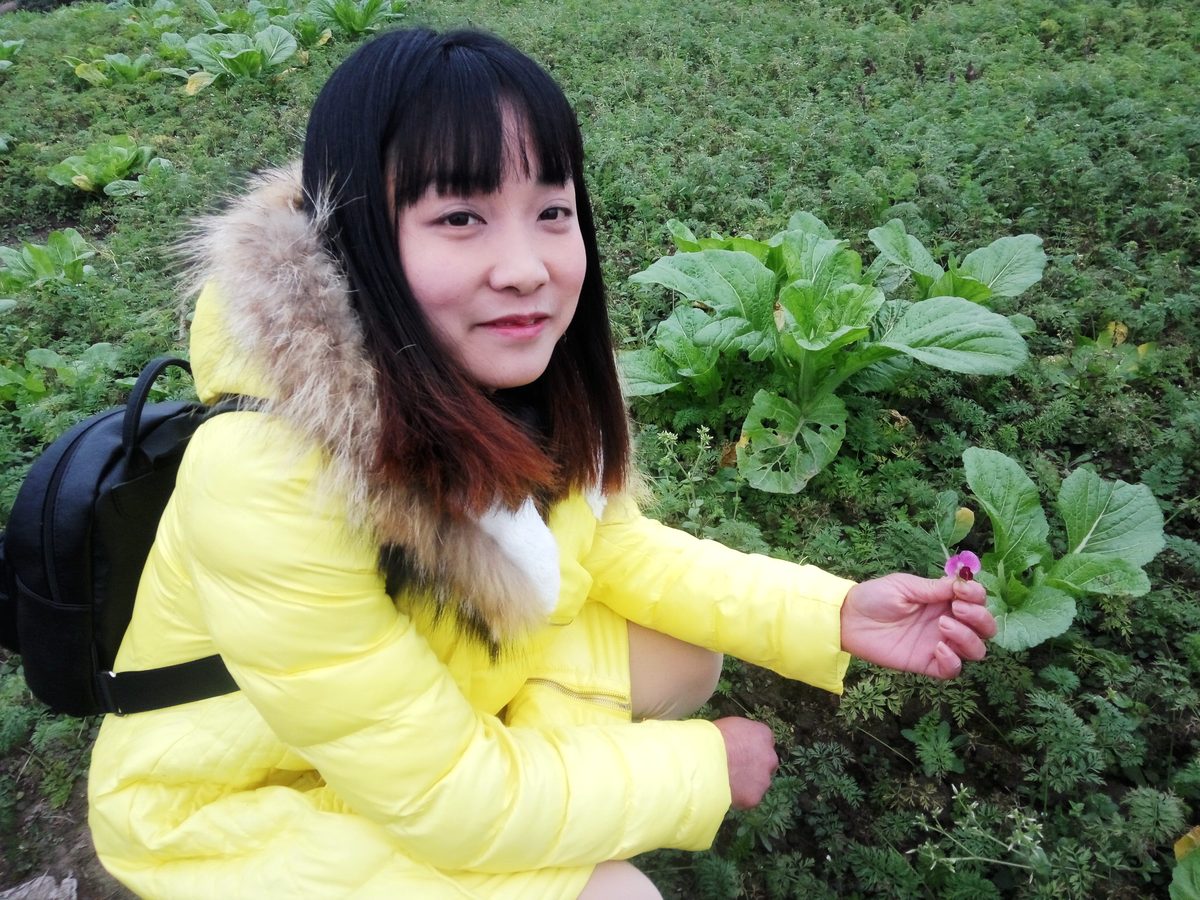 四川洪雅：这个“黑妹”不简单年纪轻轻当老板