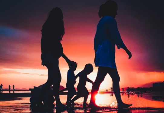 浜虹殑涓冨紶淇濆崟鍥剧墖,棣欐腐浜哄潎淇濆崟鐪熷疄闈㈢洰