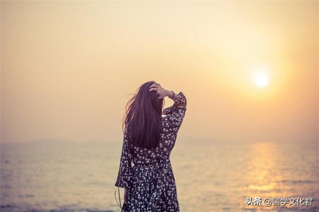 天不渡人人须自渡的下一句是什么,天不渡人人自渡的意思