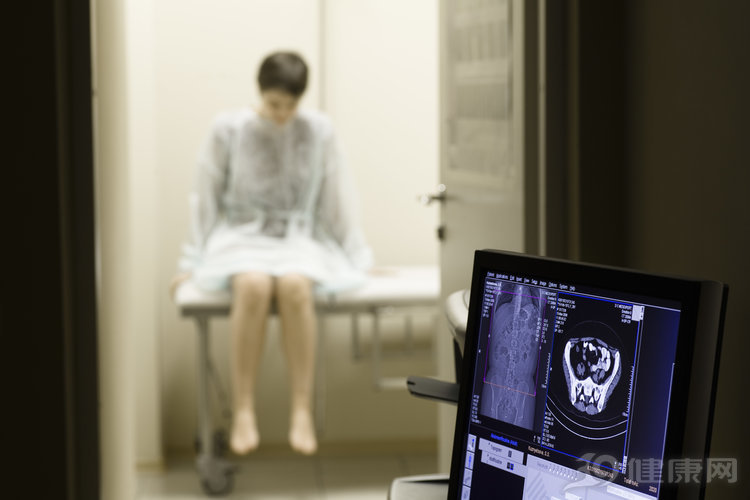 出血怎么判断是宫颈癌,妇产科主治异常出血