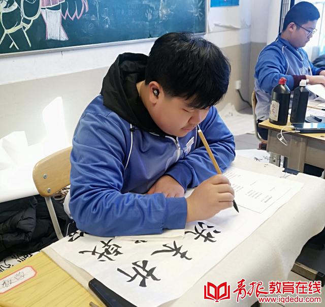 青岛十六中学子,青岛十六中美术