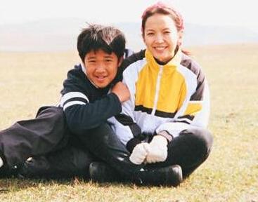 孙海英42岁娶3婚妻子吕丽萍,带继子如亲儿子,今64岁生活很幸福