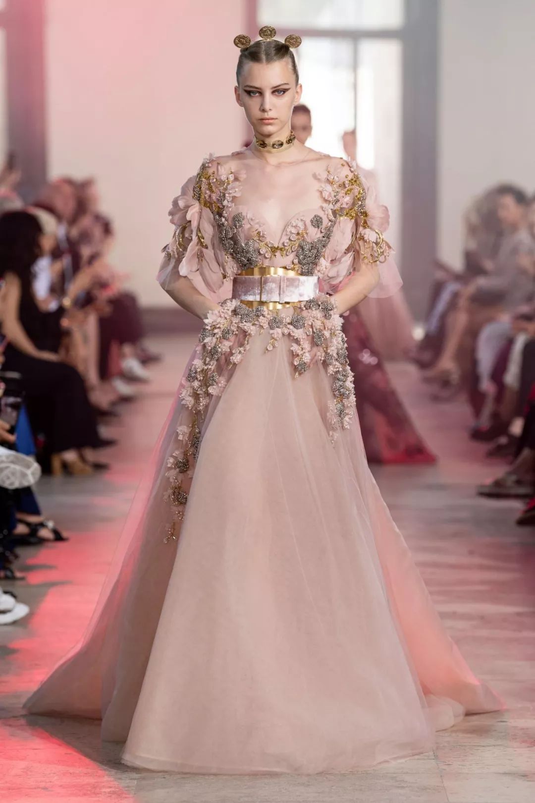 高定eliesaab刘亦菲,eliesaab高定仙女裙