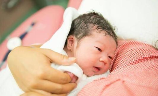 新生儿量体温多少度是正常的,新生儿量体温多少度正常