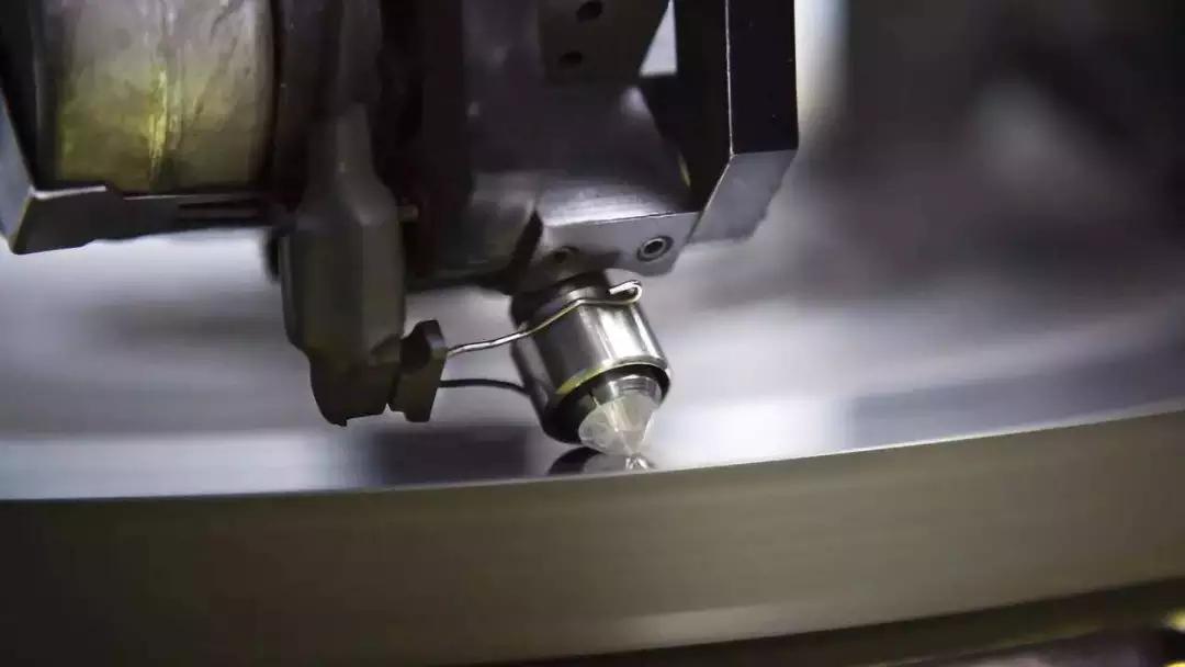 钻石是骗局为何还卖那么贵,结婚花一万多买钻戒有必要吗