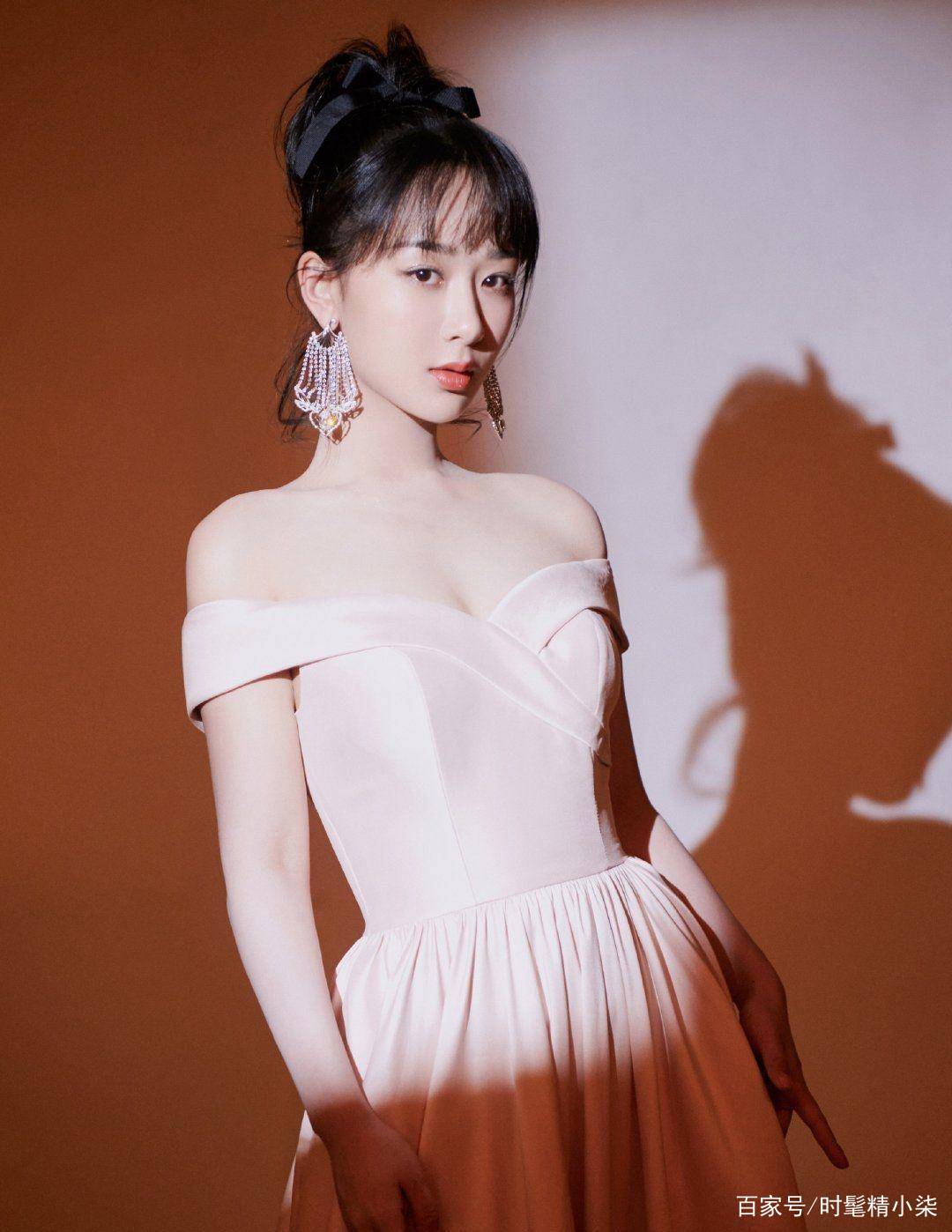 头发少扎高马尾显发量多还是少,扎高马尾发尾稀疏怎么办