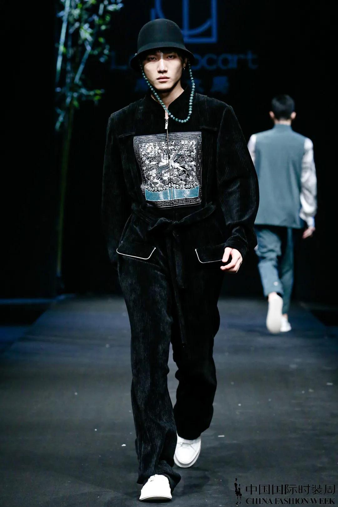 小众设计师秀场,时尚秀场精致的设计