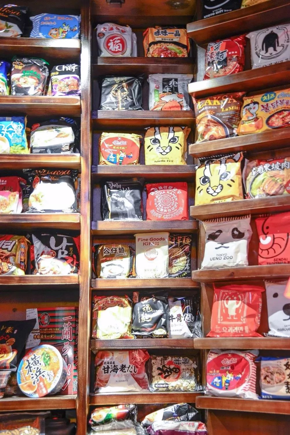 上海魔都十大网红店,魔都新店三万家这32家潮店必打卡