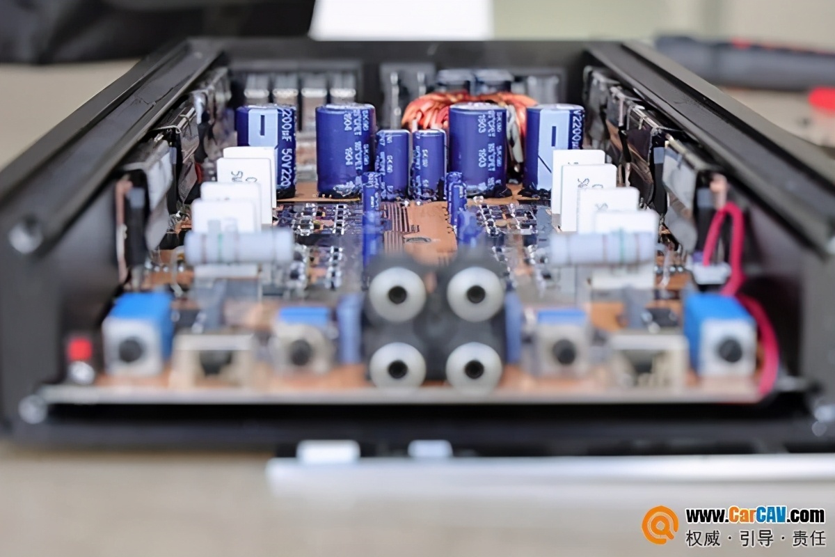 创新、技术、声音都满分，彩虹DREAM4100功放来了