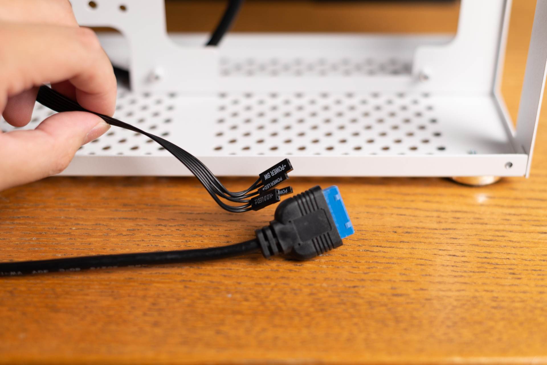 超频三蜂鸟i100pro散热改造,超频三蜂鸟2代itx机箱