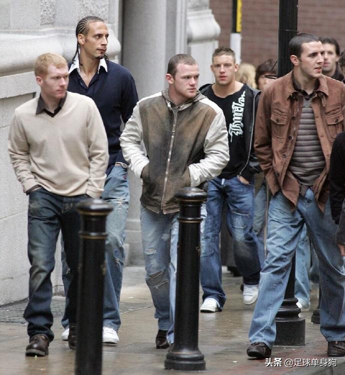 热血小青年，曼彻斯特联，找回昔日血性的曼联怵过谁？