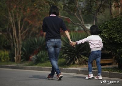 如果能重来绝不让孩子上寄宿学校,小学让孩子寄宿我后悔了怎么办