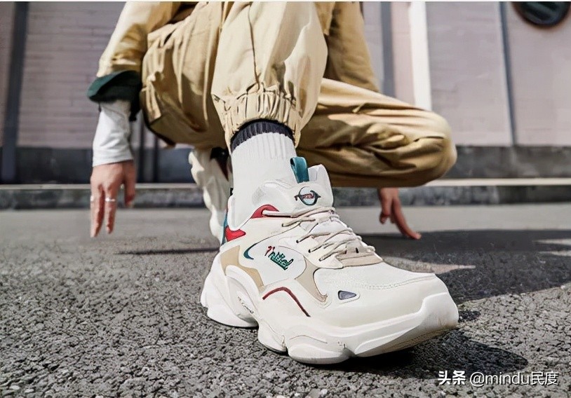 秋冬交替，来成都这10家商场捡相因！品牌服饰低至1折