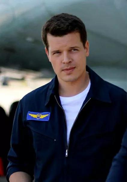 俄罗斯人心中的硬汉,俄罗斯最帅的男孩