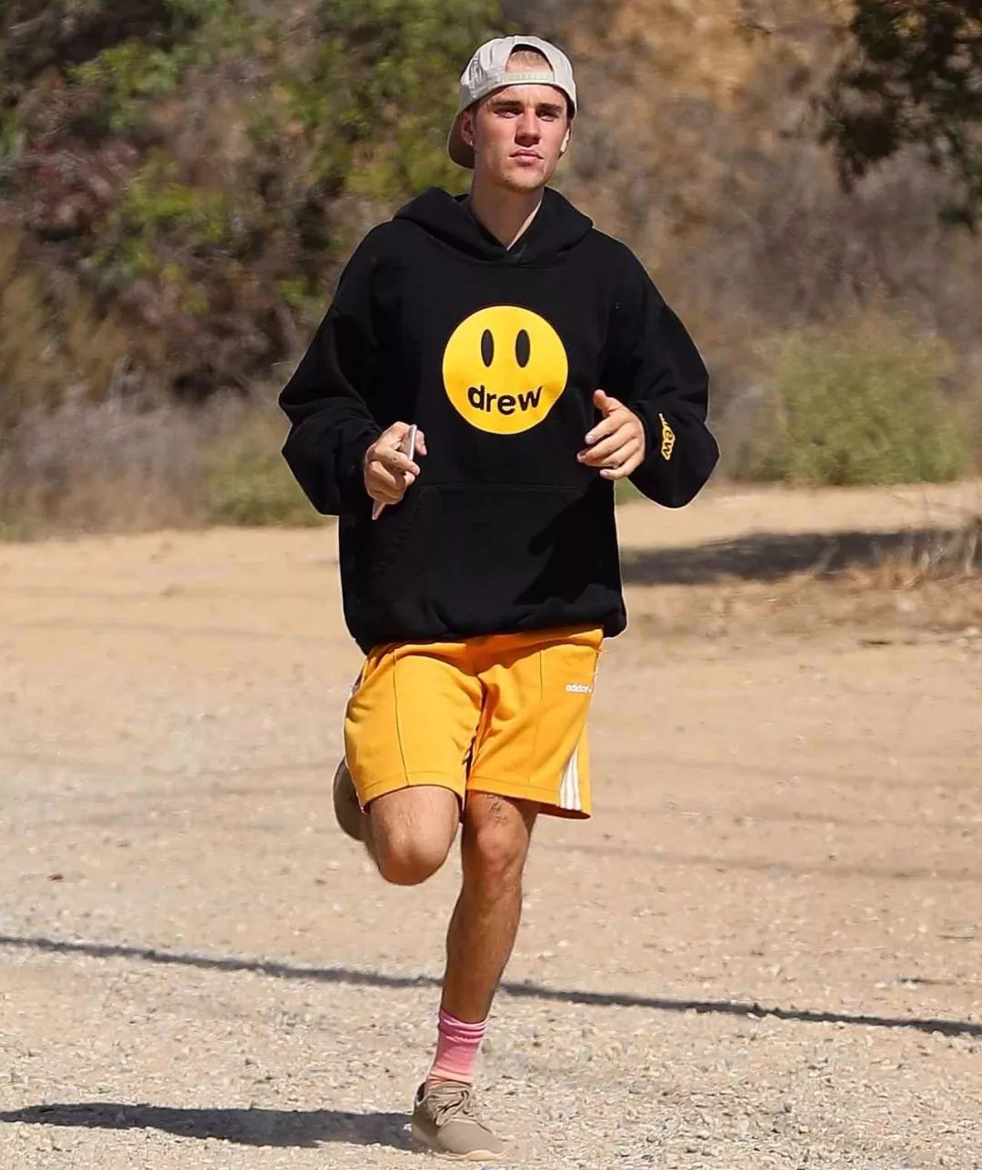 被权志龙宠着的人,被权志龙独宠的女人