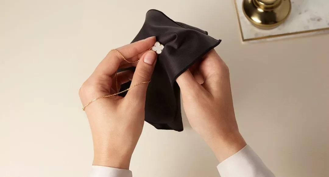 珠宝保养及维修,正确的珠宝保养方法