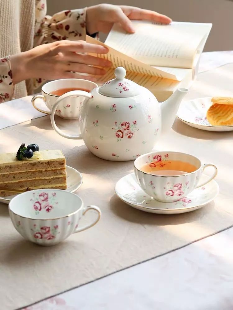 星巴克现在还有吸管吗,星巴克又出新品啤酒味的咖啡