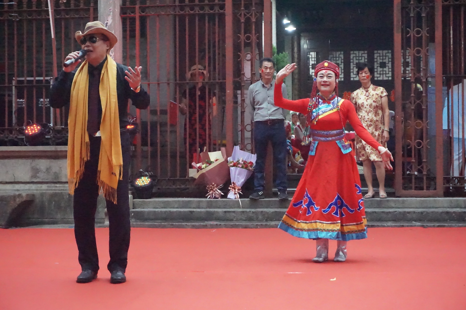 天河|热闹!一洞公祠重阳敬老摆70多围,老人家笑到“见牙唔见眼”