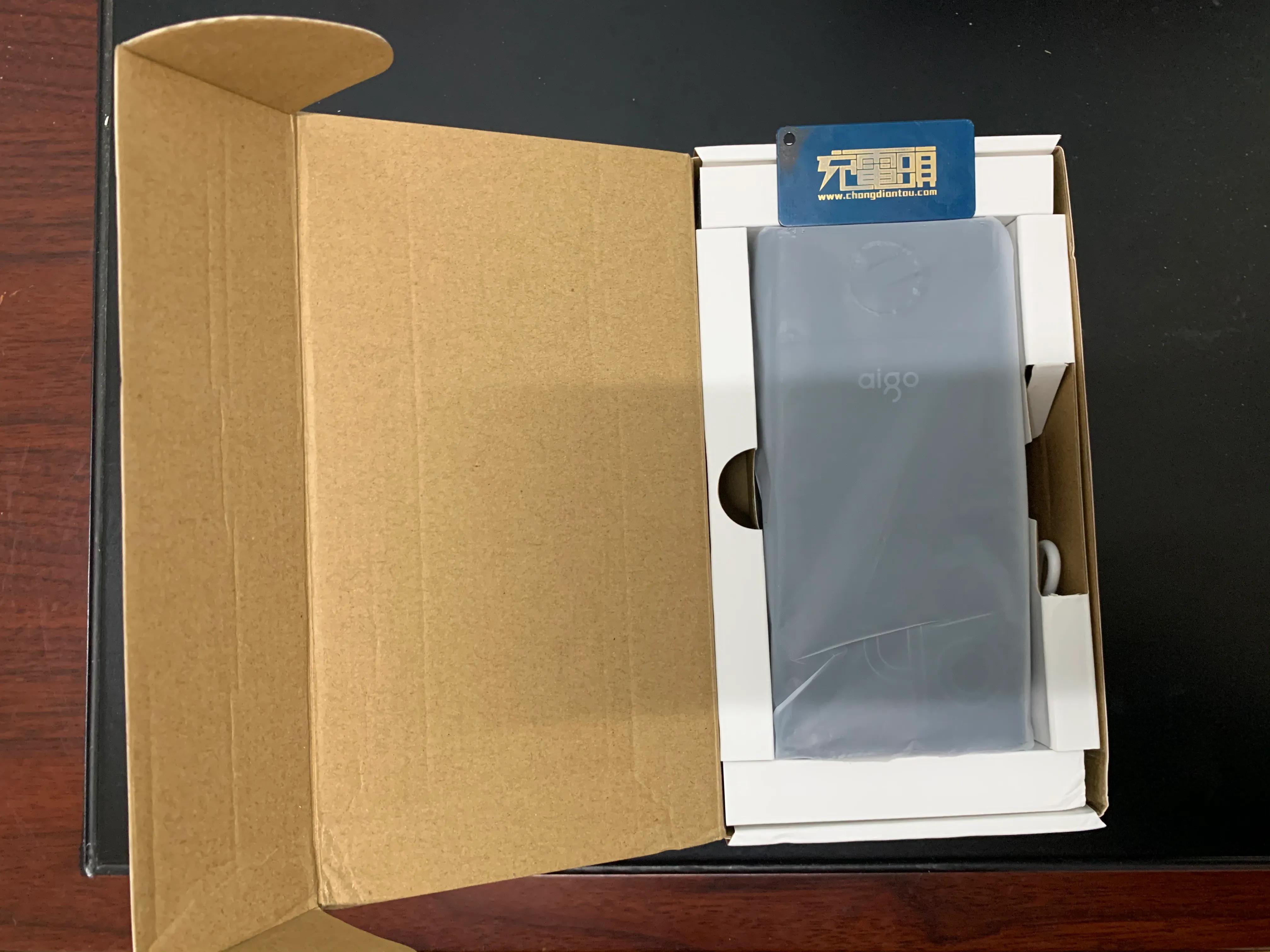 aigoc40s超大容量数显快充充电宝测评！