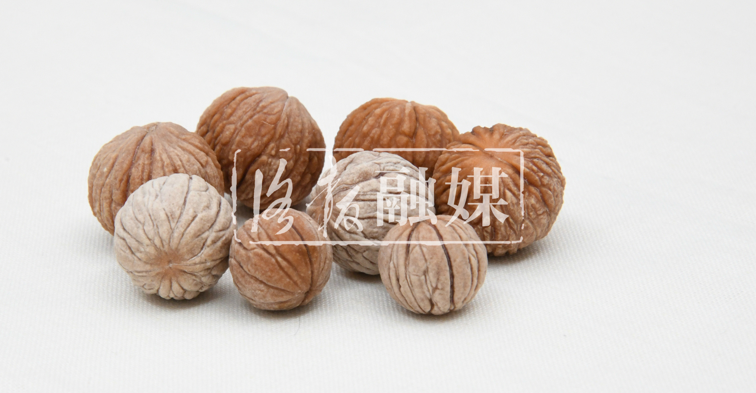 荒山种植核桃前景好,小核桃长成富民大产业