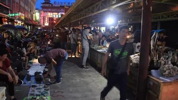 赌博是违法的请远离赌博,合法的三大赌博