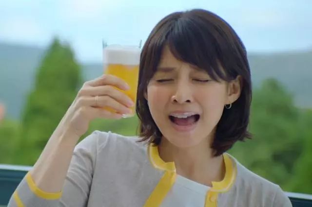 中国酒商野到飞起的营销套路，外国人只能甘拜下风