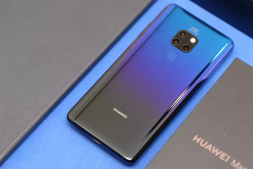 华为mate20更新3.0系统评测,华为mate20深度评测小白