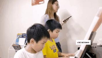 电钢琴和电子琴怎样组合,钢琴电子琴电钢琴区别