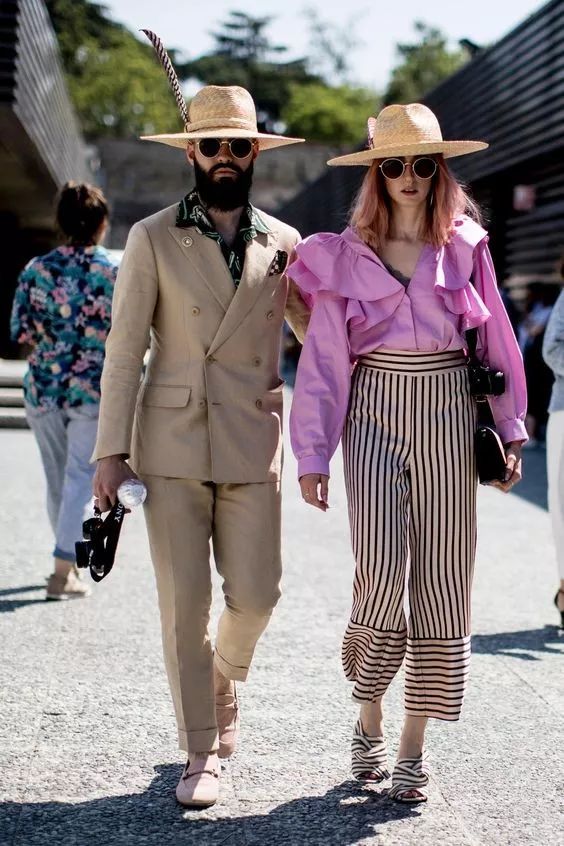 女人为什么总是爱买衣服,爱买衣服的女人有多好配音