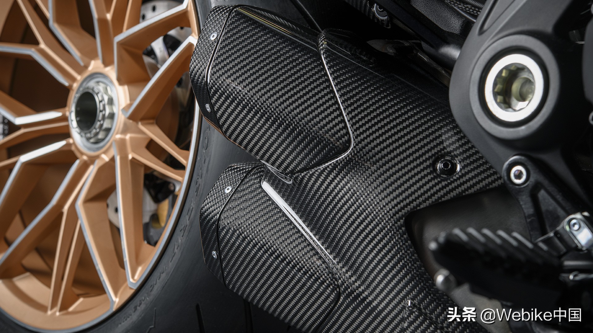 2020款杜卡迪大魔鬼摩托车推荐,杜卡迪兰博基尼联名摩托车