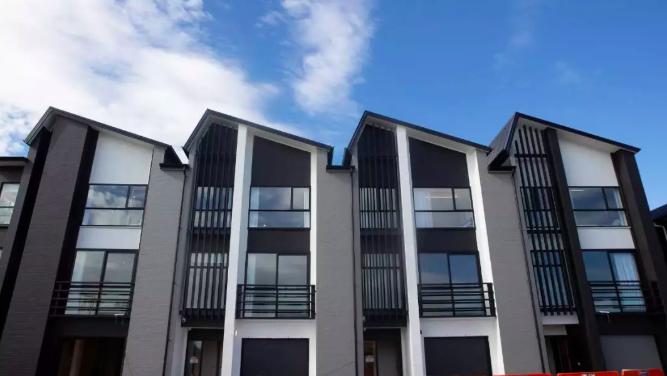 750万能在新西兰买别墅！买一套送一套，还自带泳池