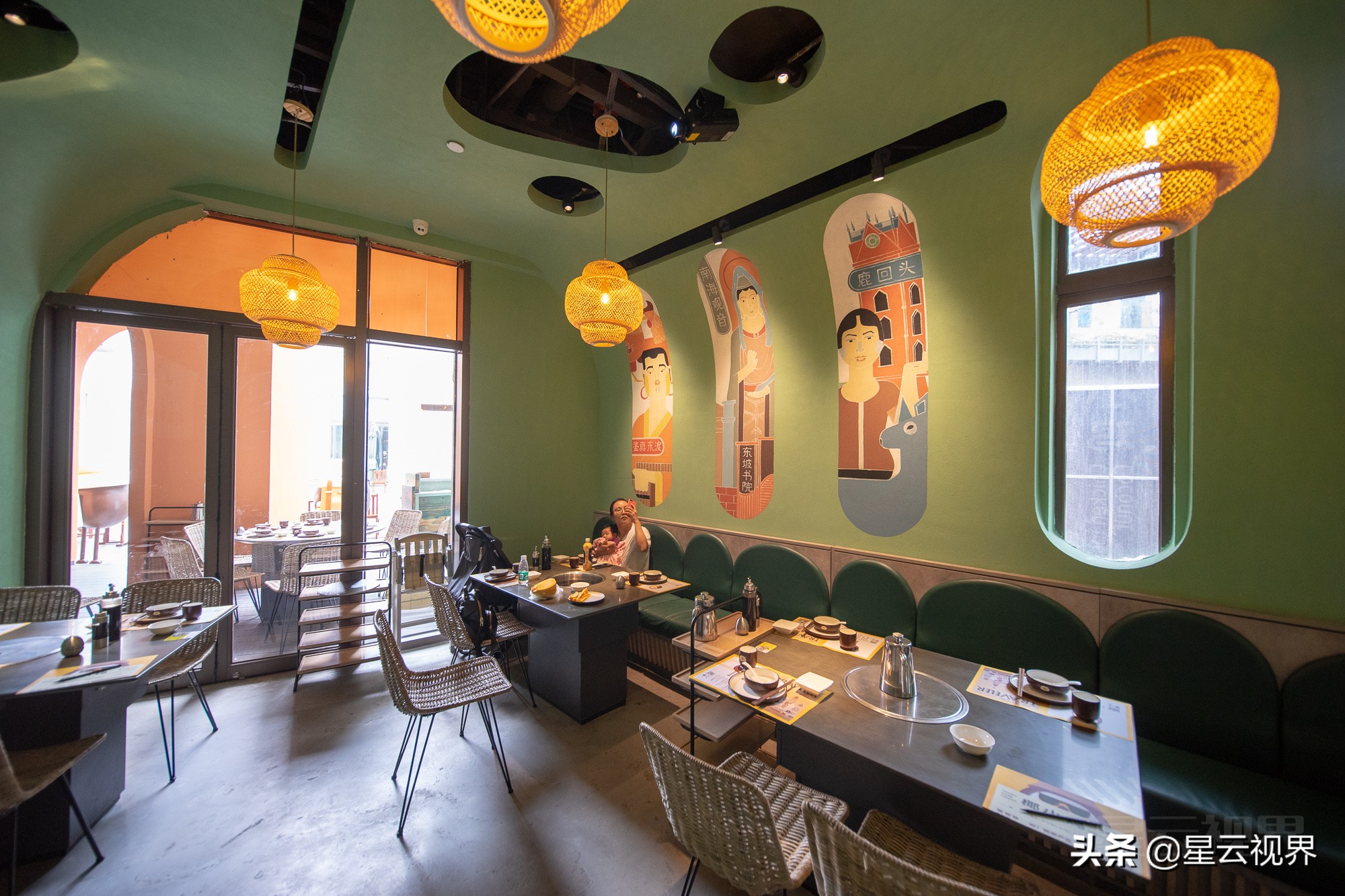 环球美食城海棠湾,三亚海棠湾的美食城