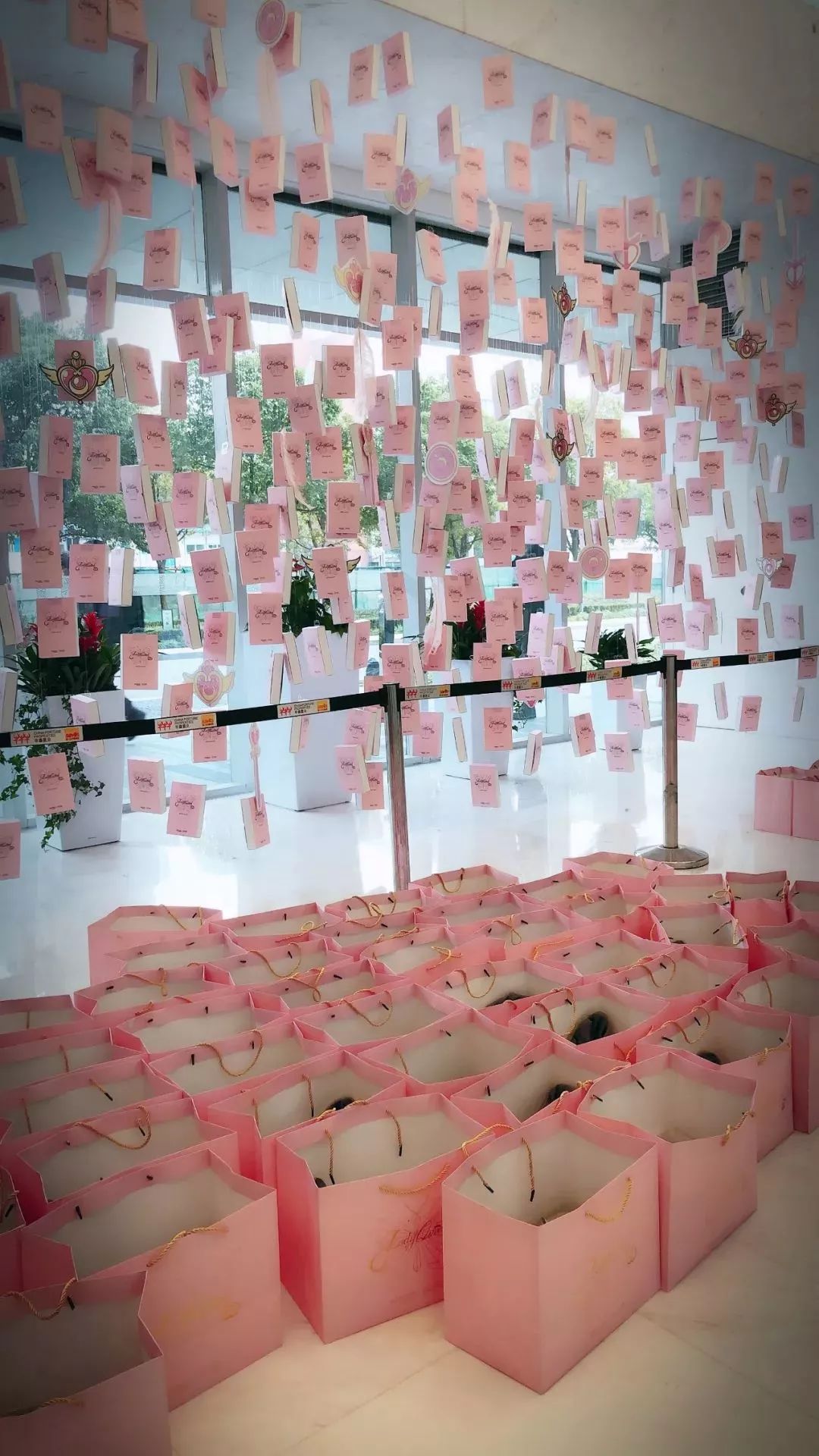 各司仙女节礼物大PK!阿里腾讯百度…谁家更戳你的心?