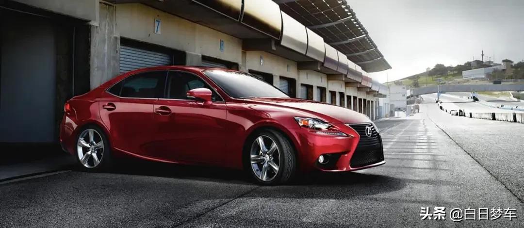 全新一代雷克萨斯is300,2022款雷克萨斯is官图发布