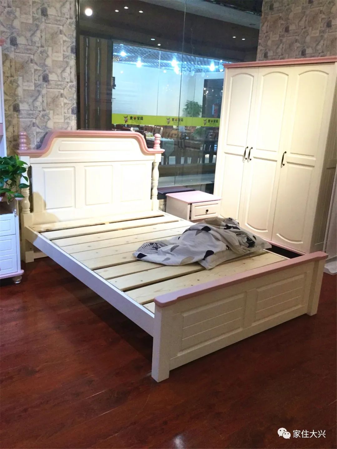 瀹跺叿灞曞巺鏂板搧涓婃柊,瀹跺叿灞曞巺鍗囩骇鏂版