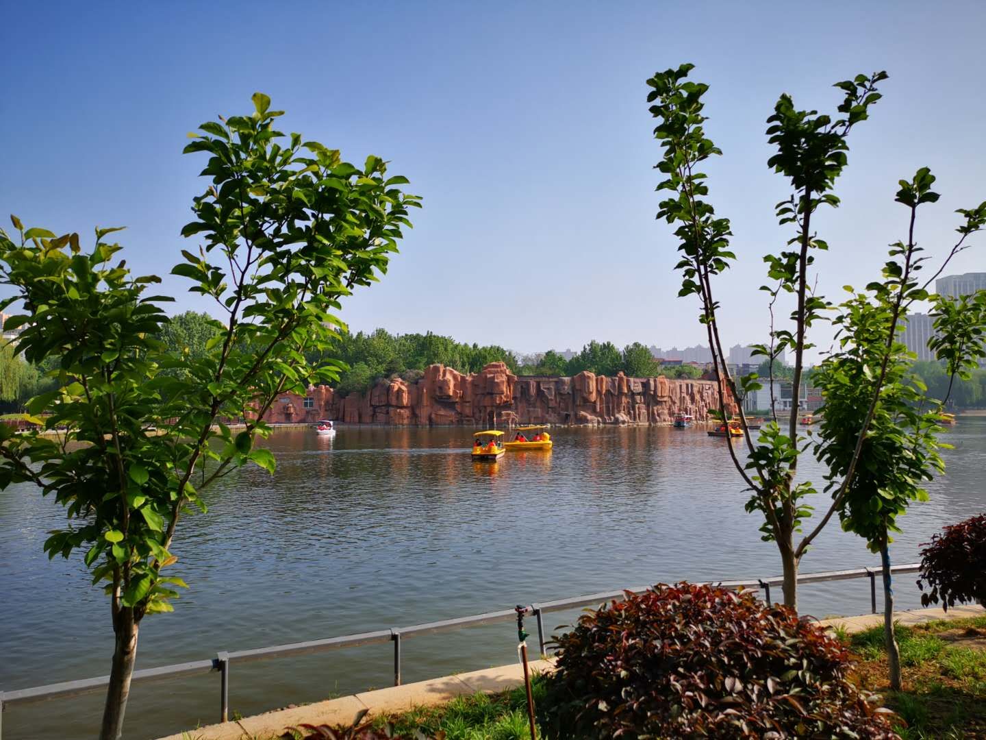 石家庄有哪些免费玩的地方—世纪公园