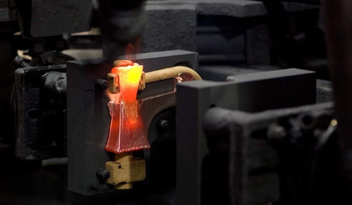 为什么石英石台面好薄,石英石台面渗色的问题怎么解决