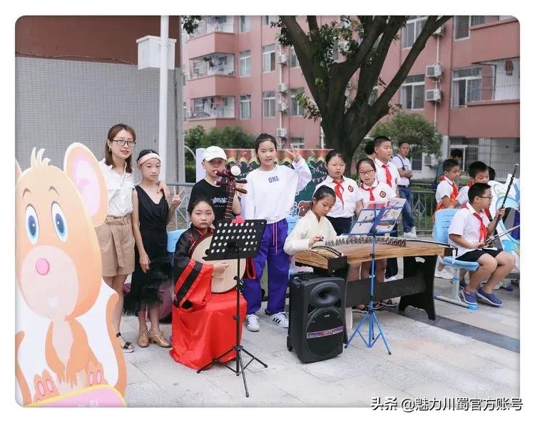 绵阳小学一年级新生入学通知,绵阳南山中学双语学校开学典礼