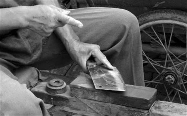 香港磨刀王陈当华磨一把刀多少钱,香港刀王陈当华完整版